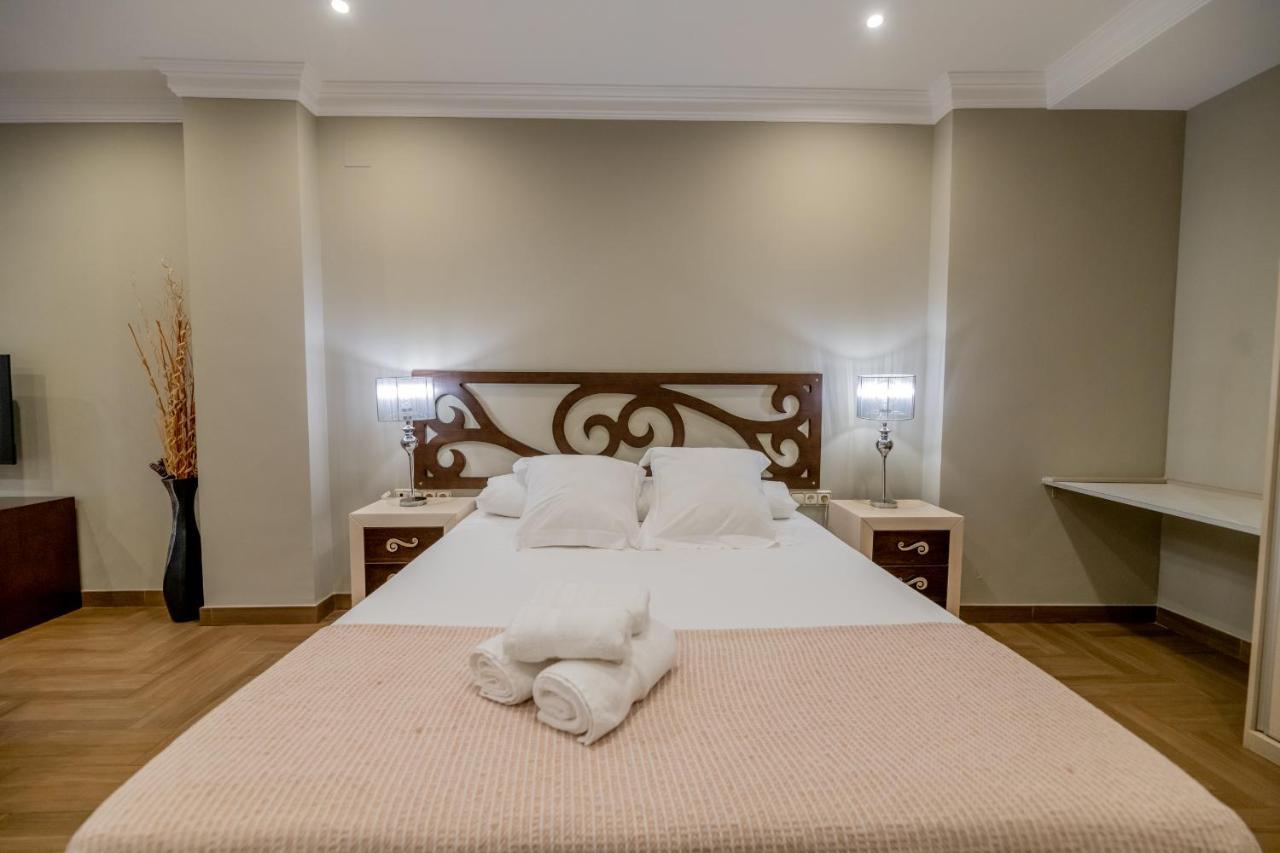 Hotel Monasterio Granada - Adults Only ภายนอก รูปภาพ