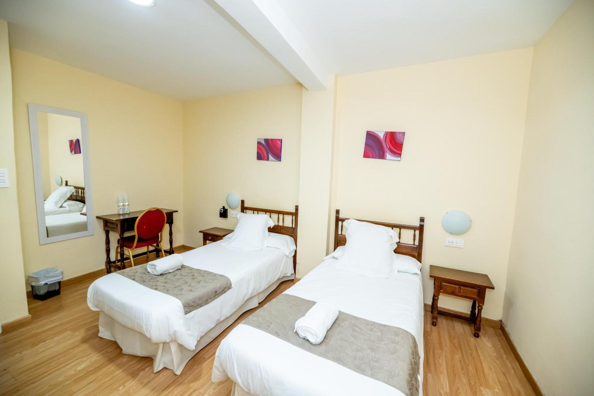 Hotel Monasterio Granada - Adults Only ภายนอก รูปภาพ