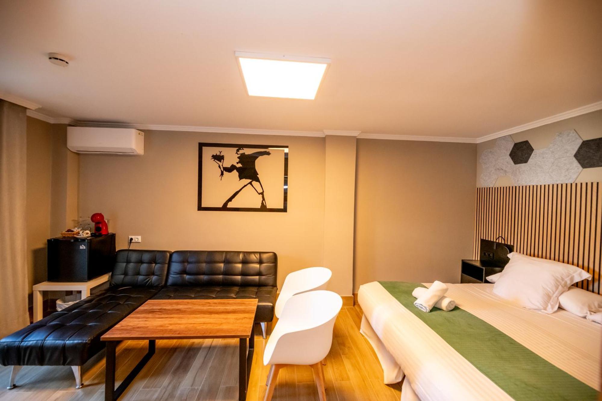Hotel Monasterio Granada - Adults Only ภายนอก รูปภาพ