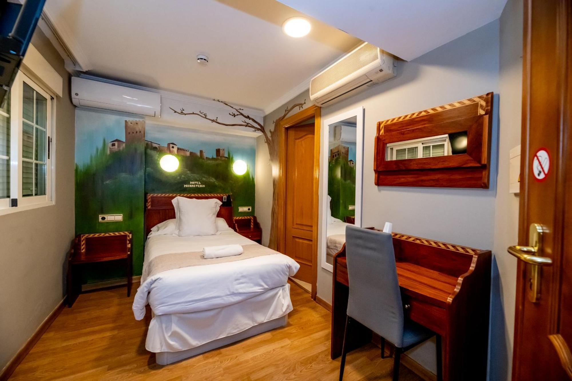 Hotel Monasterio Granada - Adults Only ภายนอก รูปภาพ